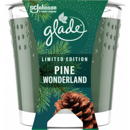 Glade Pine Wonderland parfémovaná svíčka, 129 g